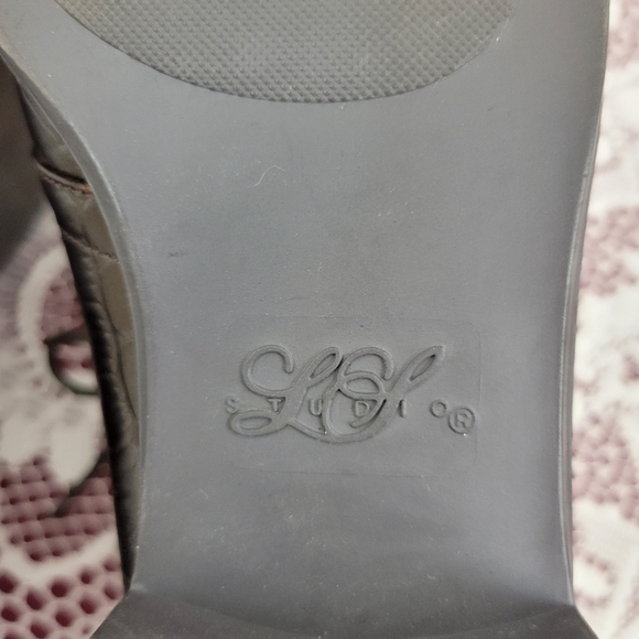 Brown Leather Alligator Booties - Picture 8 of 10